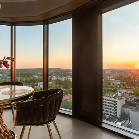 E&m Prestige-19 Pietro Global Luxury Sky View * كاتوفيتسه